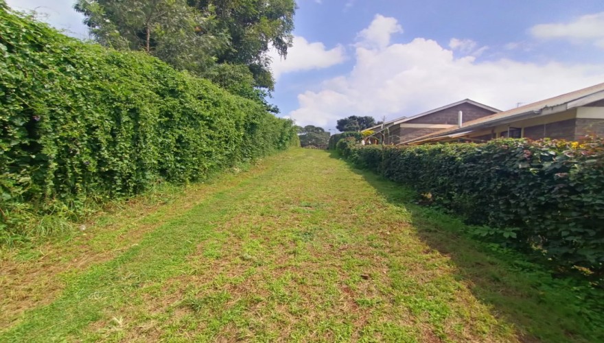 Ndumbuini Plot - Prime location for...