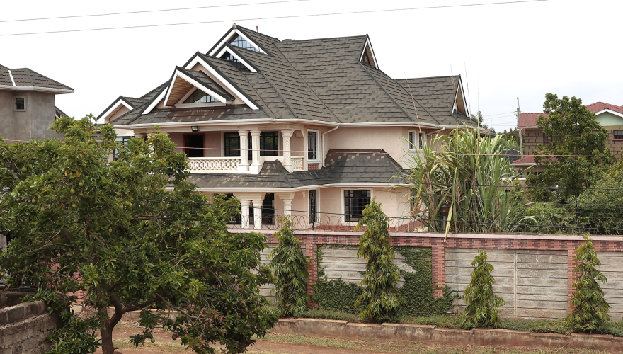 Gorgeous 6 Bedroom Townhouse - Gated...